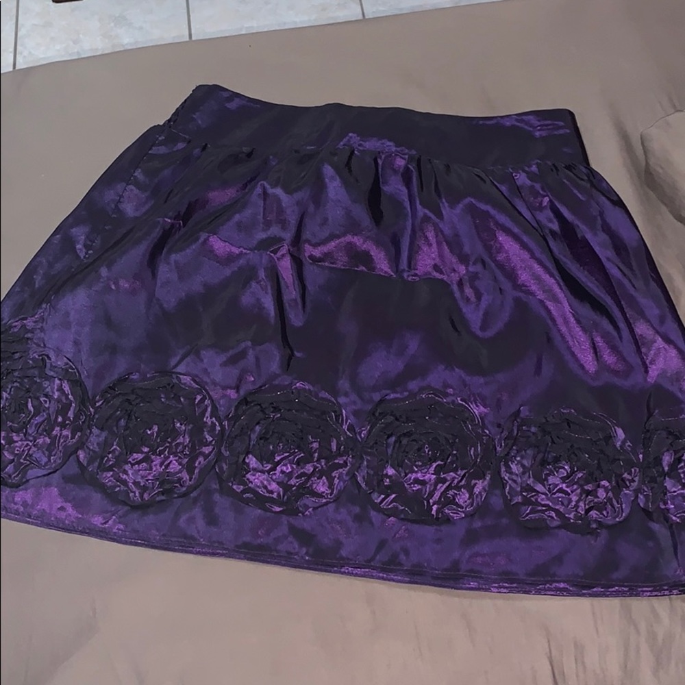 IZ Byer Purple Rosette Skrirt